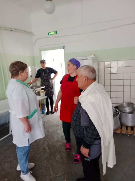 Проверка столовой бракеражной комиссией